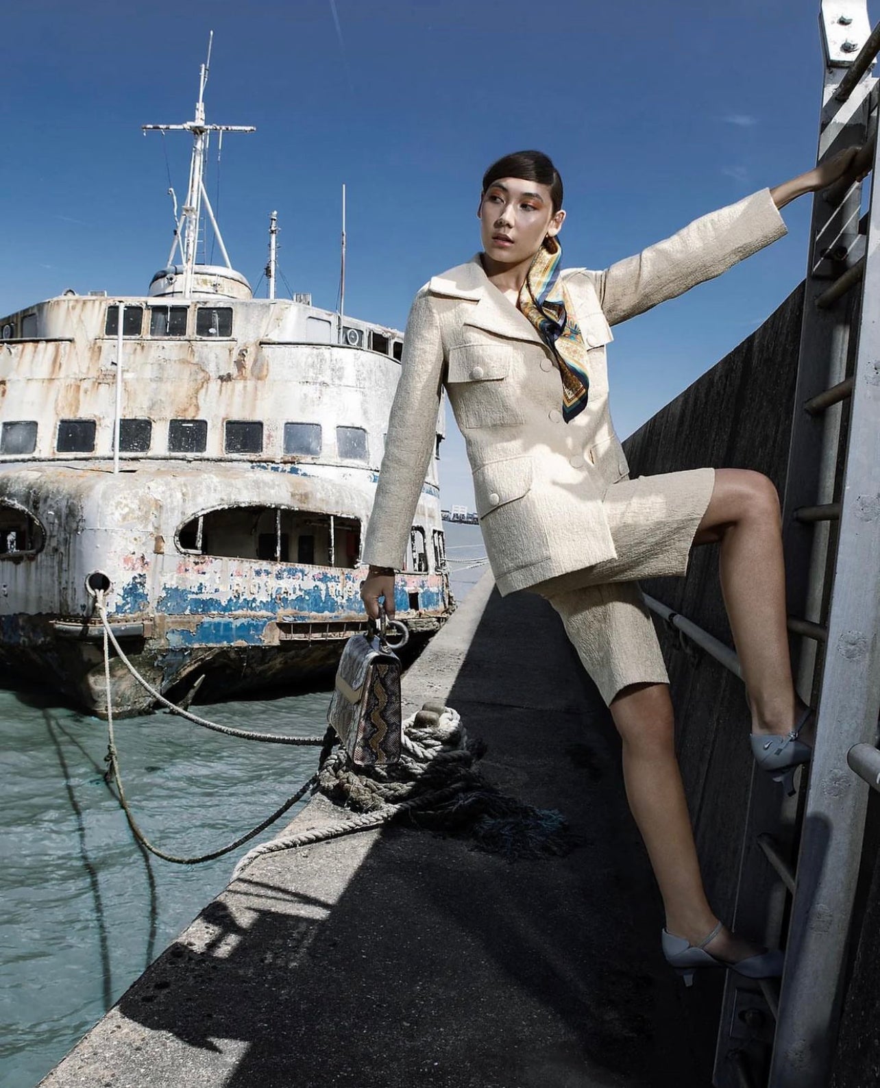 BOVENUE’s Noura in Mulberry Purple featured in Pap Magazine’s Distant Summer exclusive editorial